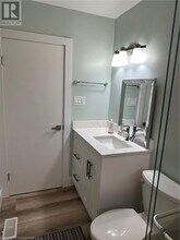 27 Winslow Dr in Kitchener, ON - Building Photo - Building Photo