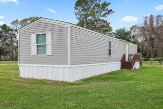 4005 Colorado Ave in Dickinson, TX - Building Photo - Building Photo