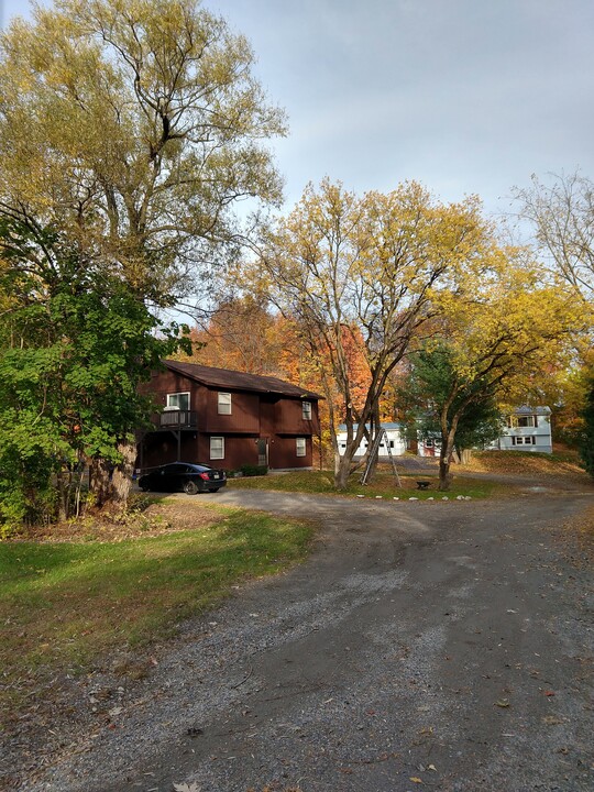 7 Callahan Dr, Unit 1 in Ticonderoga, NY - Building Photo