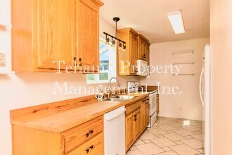 119 Amberidge Dr in Red Bluff, CA - Building Photo - Building Photo