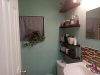 606 Vincent St photo'