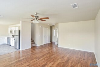 123 Fire Fly Ln in Owens Cross Roads, AL - Building Photo - Building Photo