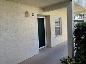 7294 Cloister Dr in Sarasota, FL - Building Photo - Building Photo