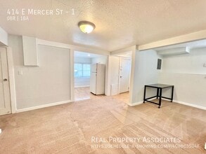 414 E Mercer St in Seattle, WA - Building Photo - Building Photo