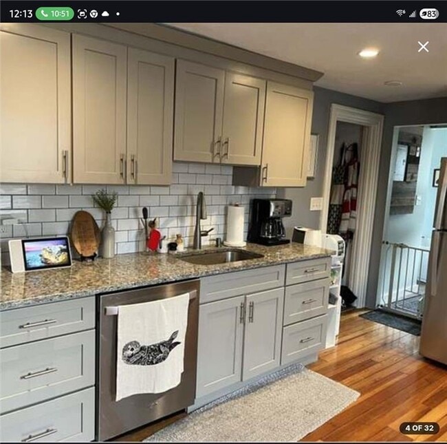 118 Wentworth Ave in Cranston, RI - Building Photo - Building Photo