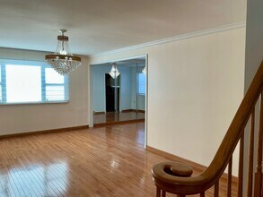 306 Jefferson Ave in Staten Island, NY - Building Photo - Building Photo