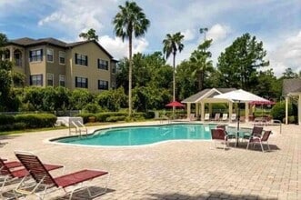 4961 NW 43rd Ave in Gainesville, FL - Building Photo - Building Photo