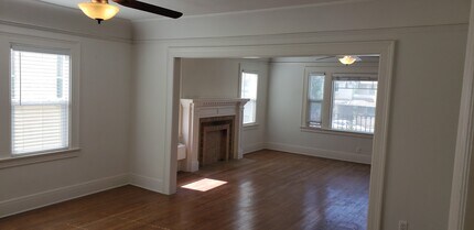 1510 S Van Ness Ave, Unit 1510 in Los Angeles, CA - Building Photo - Building Photo