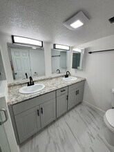 909 36th St in West Palm Beach, FL - Building Photo - Building Photo