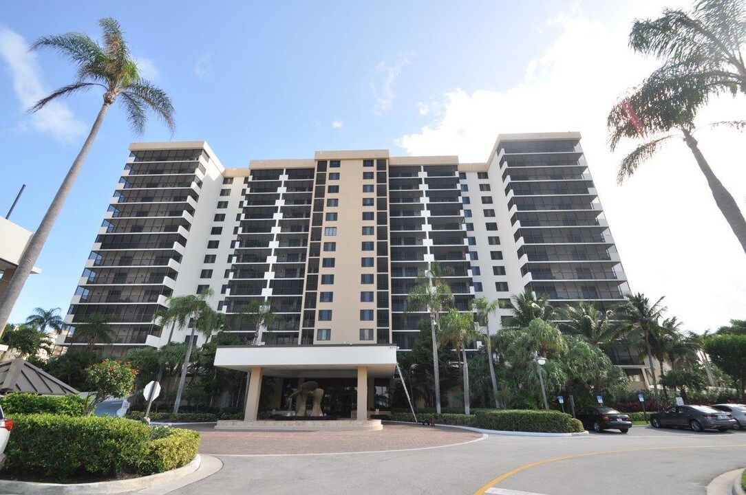 3400 S Ocean Blvd-Unit -10 H in Highland Beach, FL - Building Photo