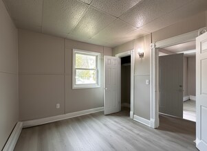 416 High St in Neenah, WI - Building Photo - Building Photo