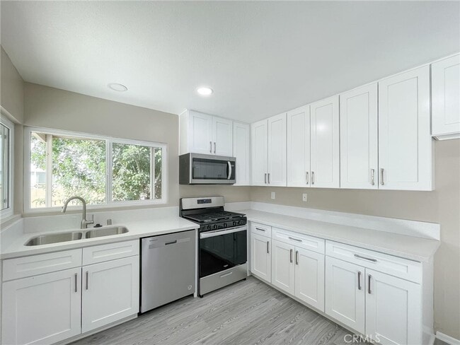 44555 Benald St in Lancaster, CA - Building Photo - Building Photo