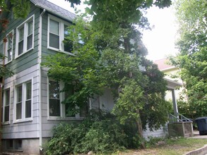 812 Mary St, Unit 3 in Ann Arbor, MI - Foto de edificio - Building Photo