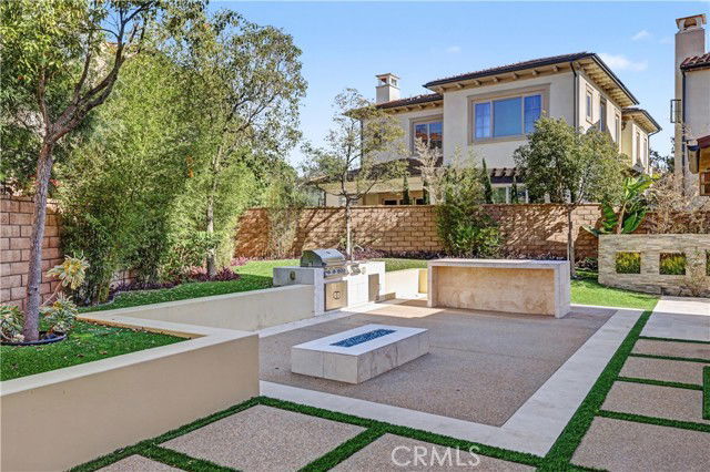 108 Horseback in Irvine, CA - Building Photo