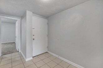 830 E Park Ave in Tallahassee, FL - Building Photo - Building Photo