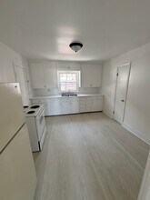 1210 N 60th St, Unit 1 in Omaha, NE - Foto de edificio - Building Photo