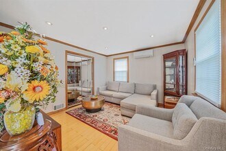 508 Chamberlin St in East Meadow, NY - Building Photo - Building Photo