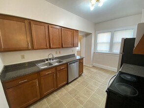 323 E 18th Ave in Columbus, OH - Building Photo - Building Photo