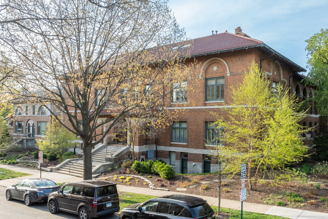 717-721 Ontario St in Oak Park, IL - Building Photo - Building Photo