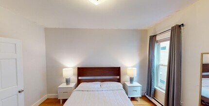 61 Hillside St, Unit 2 in Boston, MA - Foto de edificio - Building Photo