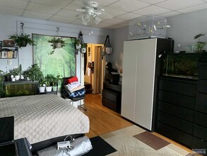 203 Davis Ave-Unit -10 in Kearny, NJ - Building Photo - Building Photo