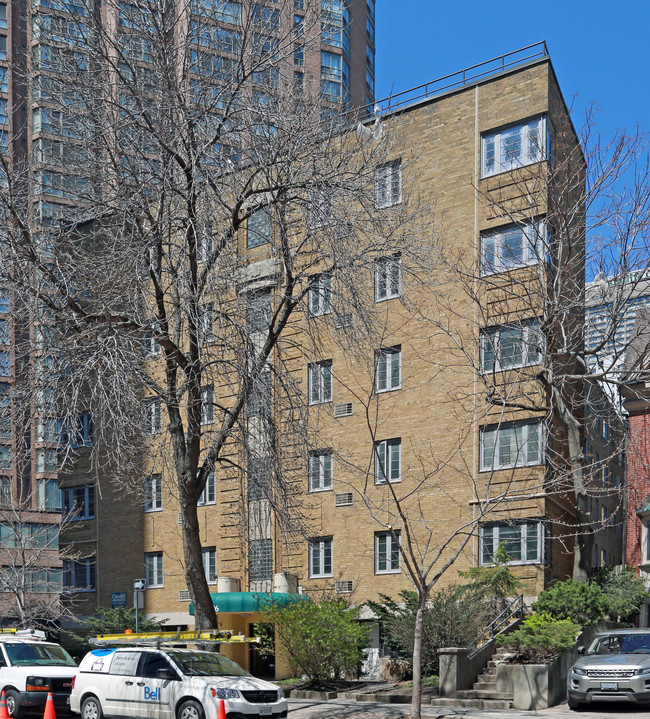 Cloverhill Apartments in Toronto, ON - Building Photo - Building Photo