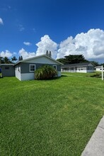 451 Silver Beach Rd in Riviera Beach, FL - Building Photo - Building Photo