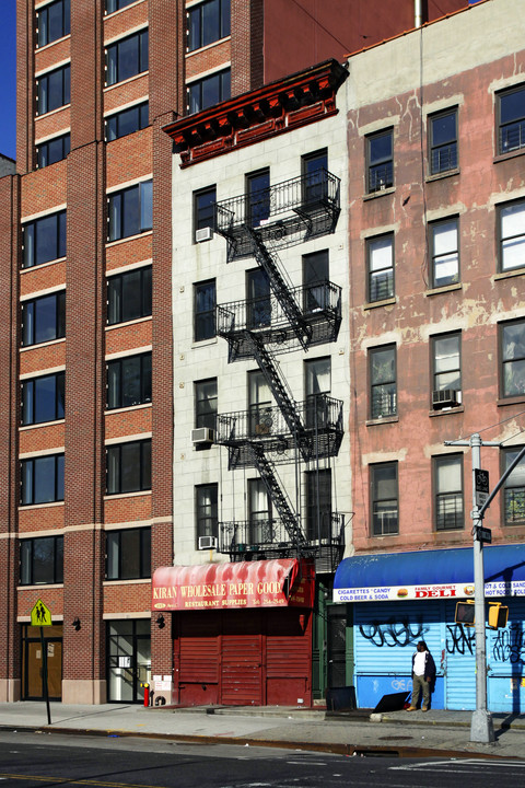 193 Avenue C in New York, NY - Building Photo