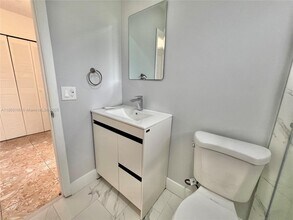 3081 NW 94th St in Miami, FL - Building Photo - Building Photo