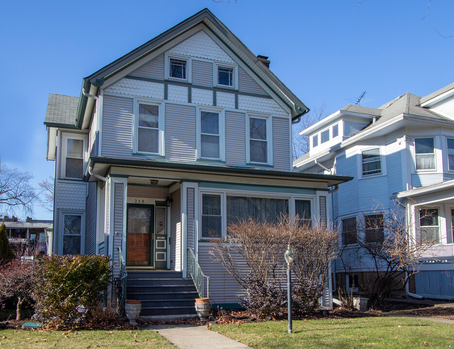 219 S Kenilworth Ave in Oak Park, IL - Building Photo