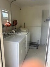 9440 SW 36th St in Miami, FL - Building Photo - Building Photo