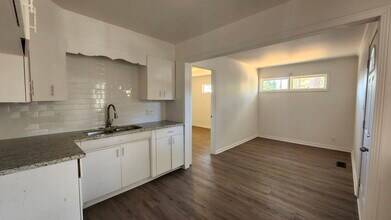 153 Carol Dr in Birmingham, AL - Building Photo - Building Photo