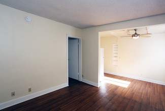 Casa Vieja Apartments in Sherman Oaks, CA - Building Photo - Interior Photo