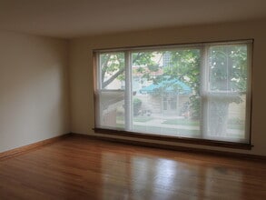 10519 S Artesian Ave in Chicago, IL - Building Photo - Building Photo