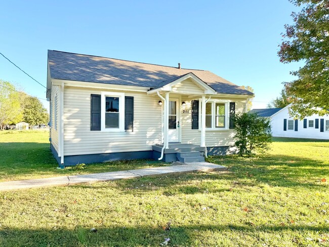 211 Sanderson Dr in Hopkinsville, KY - Building Photo - Building Photo