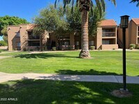 8256 E Arabian Trail photo'