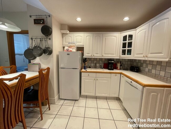 property at 50 Radnor Rd