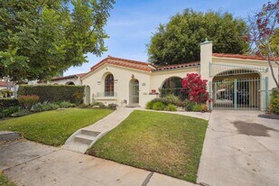 1136 Spaulding Ave in Los Angeles, CA - Building Photo
