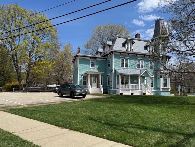 46 N Main St in West Brookfield, MA - Building Photo - Building Photo