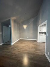 6401 Deihl Rd, Unit 803 in Houston, TX - Building Photo - Building Photo