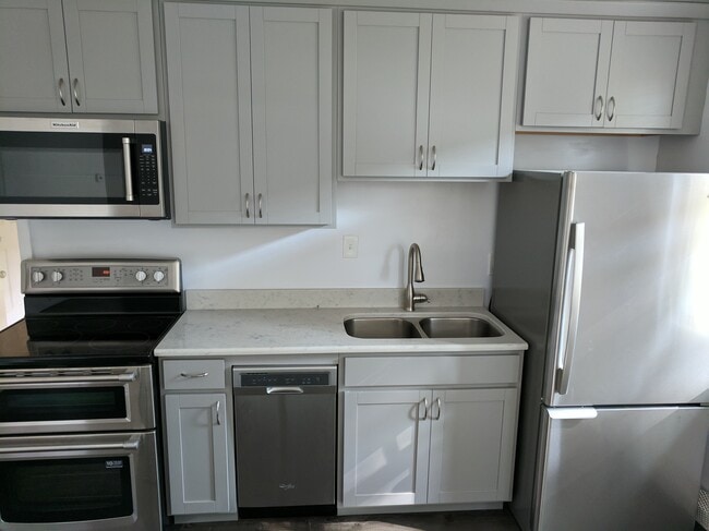 property at 13813 Cedar Rd