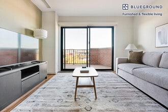 2500 Clarendon Blvd in Arlington, VA - Building Photo - Building Photo