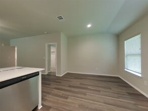 254 Cumberland Forest Dr in Magnolia, TX - Building Photo - Building Photo