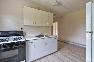 5635-5639-5639 NY-82 in Clinton Corners, NY - Building Photo - Building Photo