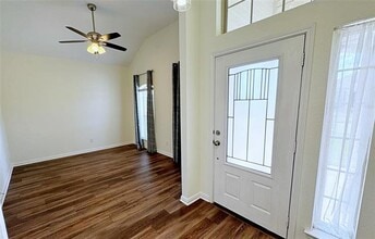 3016 Samson Dr in Lorena, TX - Building Photo - Building Photo