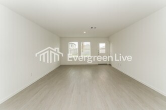 10822 Bird Of Paradise Ln in Houston, TX - Building Photo - Building Photo