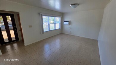 368 W Fulton St in Long Beach, NY - Building Photo - Building Photo