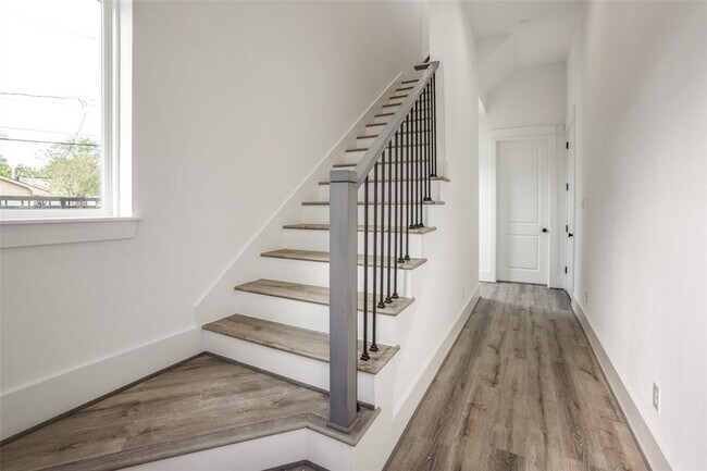 950 Fisher St in Houston, TX - Building Photo - Building Photo