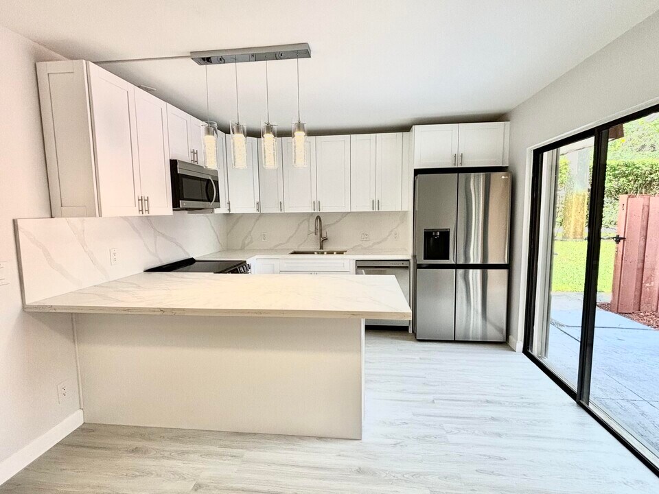 1820 San Juan Dr in Delray Beach, FL - Building Photo