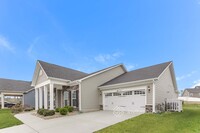 8916 Keller Ct in Huntersville, NC - Building Photo - Building Photo